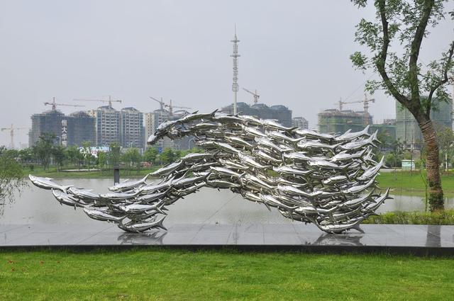 �Ͼ����ܹ�˾̸����Ϊװ�ε��ܣ�