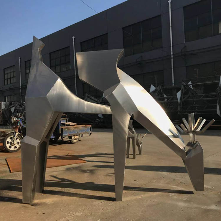 ���Ʋ���ֵ��ܵ�����