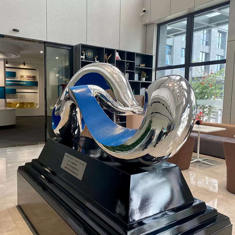 ���Ʋ���ֵ��ܵ�����