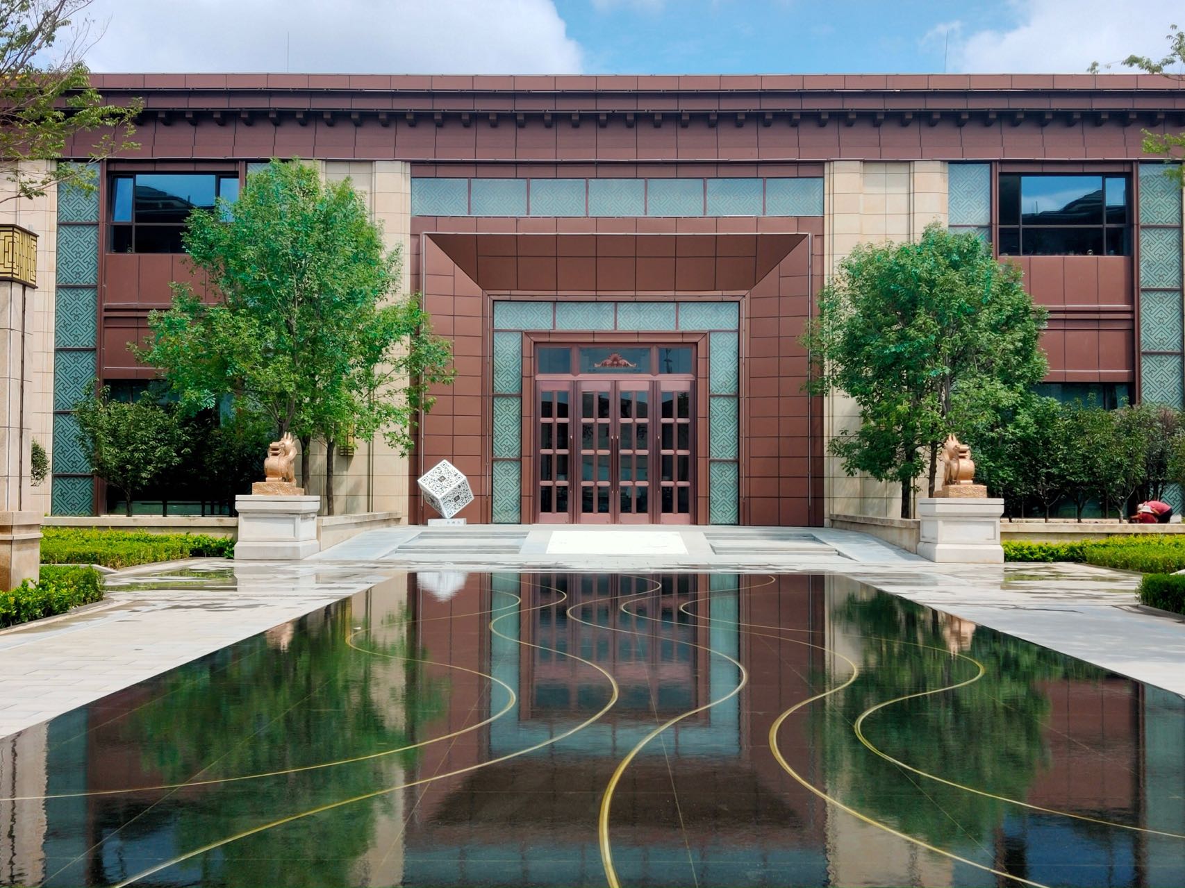 �Ͼ����ܹ�˾������������Ը��